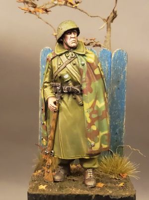 S2KW098 - WWII Hungarian in cammo Zeltbahn.
